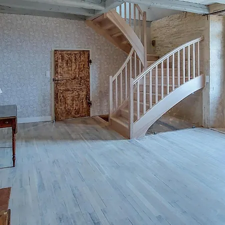 Superbe Maison Avec Piscine 度假居 *