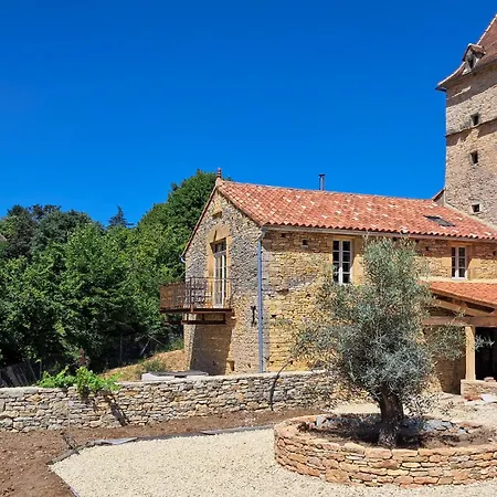 Сasa de vacaciones Superbe Maison Avec Piscine Montgesty
